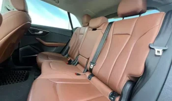 
									Audi Q8 55 Premium Plus full								