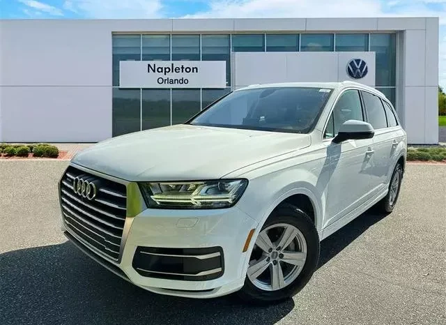 
								Audi Q7 45 Premium Plus full									