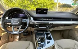 Audi Q7 45 Premium Plus