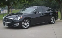 INFINITI Q70 3.7 LUXE