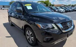 Nissan Pathfinder S