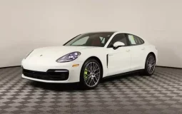 Porsche Panamera E-Hybrid 4S