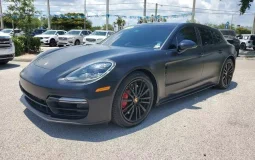 Porsche Panamera Sport Turismo GTS