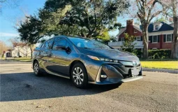 Toyota Prius Prime Limited