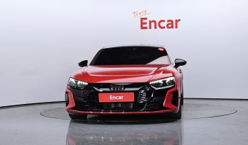 
									Audi e-tron GT quattro Premium full								