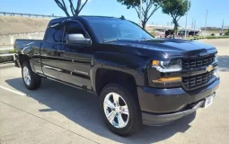 Chevrolet Silverado 1500 LD Custom