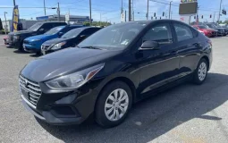 Hyundai Accent SE