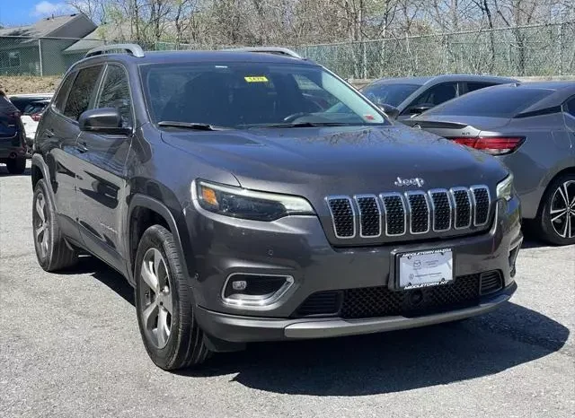 
								Jeep Cherokee Limited full									