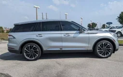 Lincoln Aviator Reserve AWD