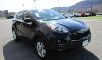 
									Kia Sportage LX full								