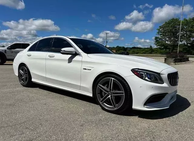 
								Mercedes-Benz AMG C 63 Base full									