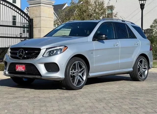 
								Mercedes-Benz AMG GLE 43 Base 4MATIC full									