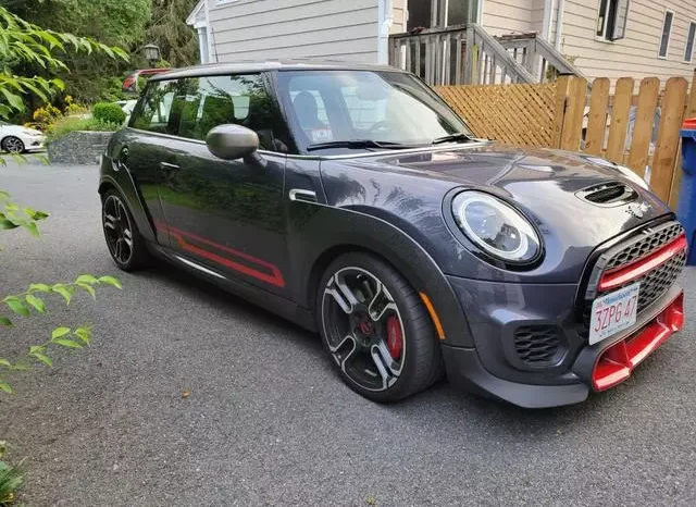 
								MINI John Cooper Works GP Base full									