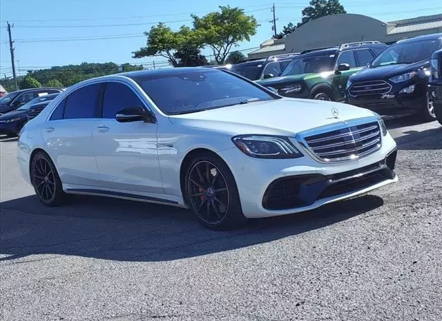 
								Mercedes-Benz AMG S 63 full									