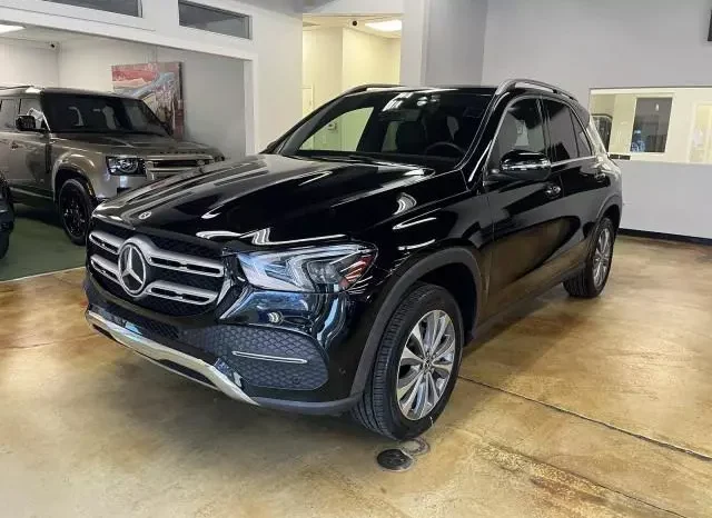 
								Mercedes-Benz GLE 350 Base 4MATIC full									