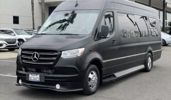 
									Mercedes-Benz Sprinter 3500XD High Roof full								