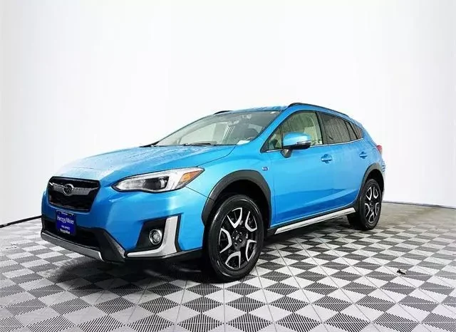 
								Subaru Crosstrek Hybrid Base full									