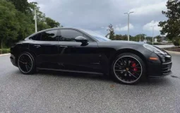 Porsche Panamera 4S