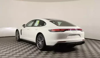 
									Porsche Panamera E-Hybrid 4S full								