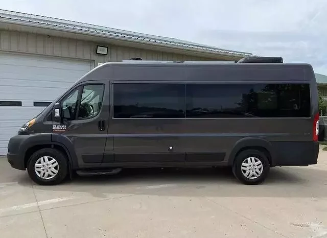 
								RAM ProMaster 3500 Window Van High Roof full									