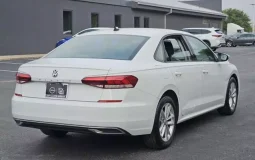 Volkswagen Passat 2.0T S