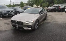 Volvo S60 T5 Momentum