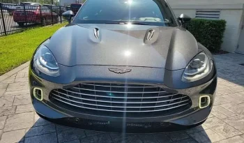 
									Aston Martin DBX Base full								