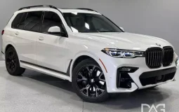 BMW X7 M50i