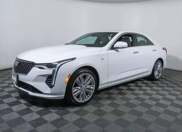 
								Cadillac CT4 Premium Luxury full									