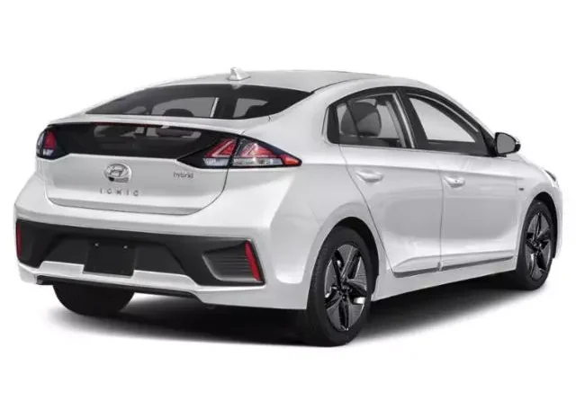 
								Hyundai IONIQ Hybrid SEL full									