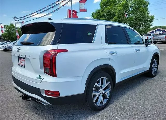 
								Hyundai Palisade SEL full									