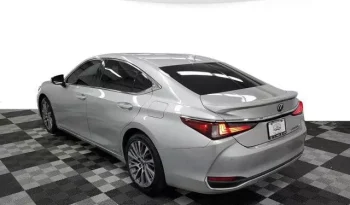 
									Lexus ES 300h full								