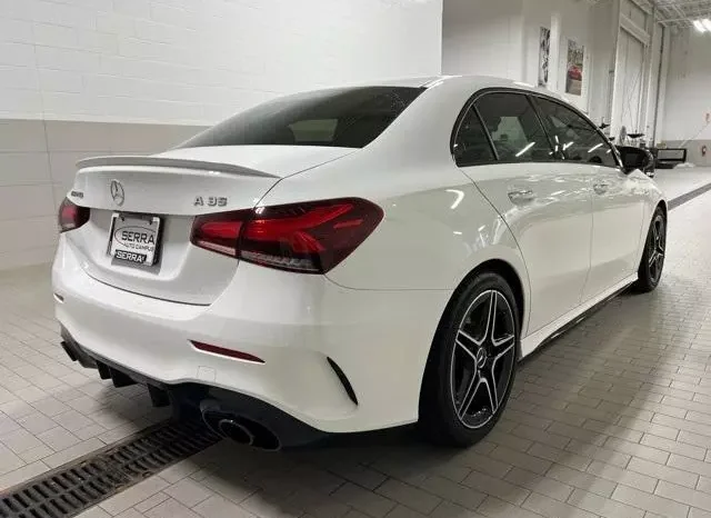 
								Mercedes-Benz AMG A 35 Base full									