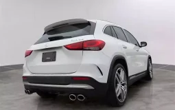 Mercedes-Benz AMG GLA 35 Base