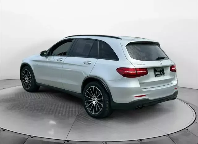 
								Mercedes-Benz AMG GLC 43 Base 4MATIC full									