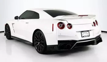 
									Nissan GT-R Premium full								