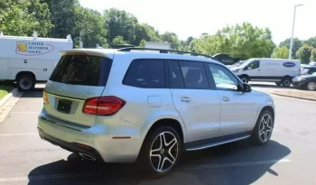 
									Mercedes-Benz GLS 550 Base 4MATIC full								