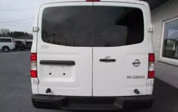 Nissan NV Cargo NV2500 HD SV V6