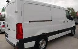 Mercedes-Benz Sprinter 1500 Standard Roof I4