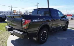 Nissan Titan PRO-4X