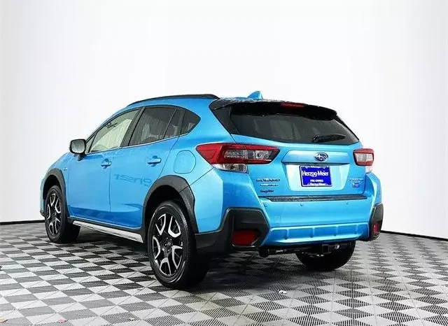 
								Subaru Crosstrek Hybrid Base full									