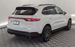 Porsche Cayenne Base