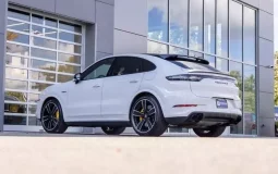 Porsche Cayenne E-Hybrid Coupe Turbo S