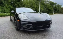 Porsche Panamera 4S