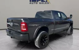 RAM 2500 Limited Crew Cab 4×4 6’4′ Box