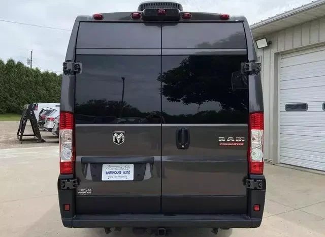 
								RAM ProMaster 3500 Window Van High Roof full									