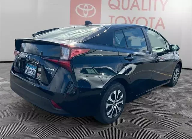 
								Toyota Prius XLE full									