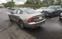 Volvo S60 T5 Momentum