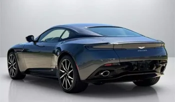 
									Aston Martin DB11 Shadow Edition full								