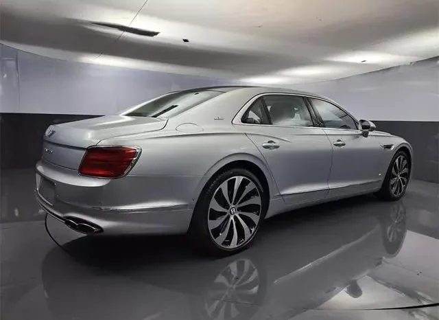 
								Bentley Flying Spur V8 full									